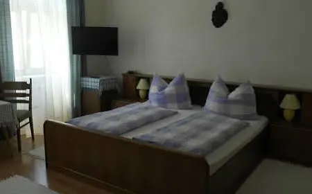 Zeiser Mini-hôtel 3*